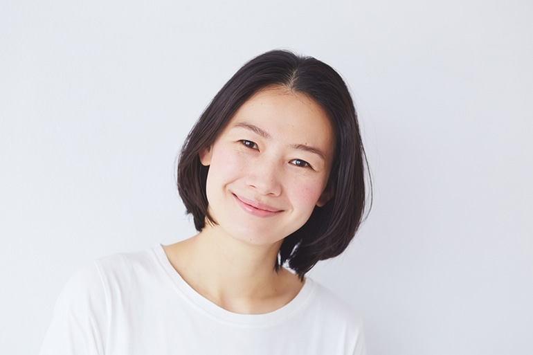 若見え必至 子ども顔になれるメイク術 美容のプロに聞いてみました 読み物 日々をここちよく 化粧品 スキンケア 基礎化粧品の通販 オルビス公式オンラインショップ