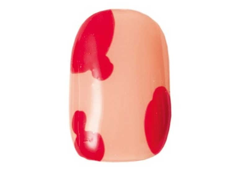 簡単キュートなドットネイルアレンジ 冬ネイル100選 １ 読み物 日々をここちよく 化粧品 スキンケア 基礎化粧品の通販 オルビス 公式オンラインショップ